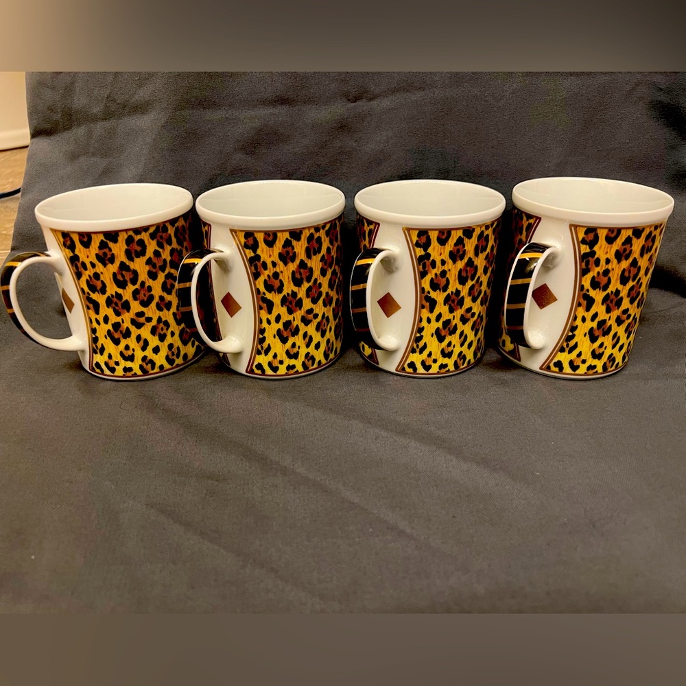 Lynn Chase AMAZONIAN JAGUAR set of 4 coffee tea mugs, 24k gold accents, VTG 1994